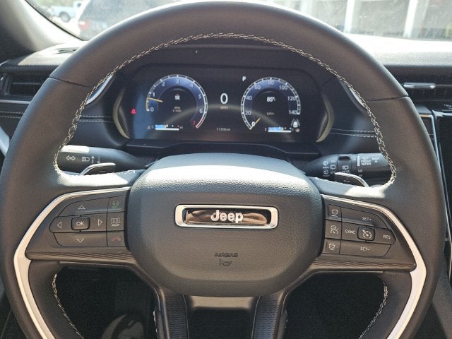 2025 Jeep Grand Cherokee L Laredo X 4x2