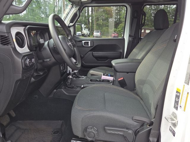 2024 Jeep Gladiator Sport