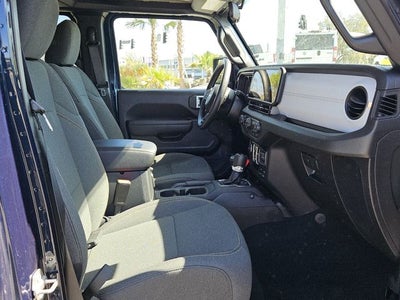 2025 Jeep Gladiator Nighthawk