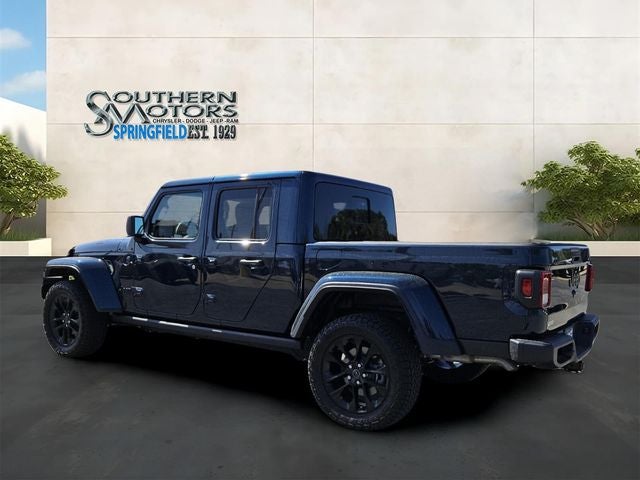 2025 Jeep Gladiator Nighthawk