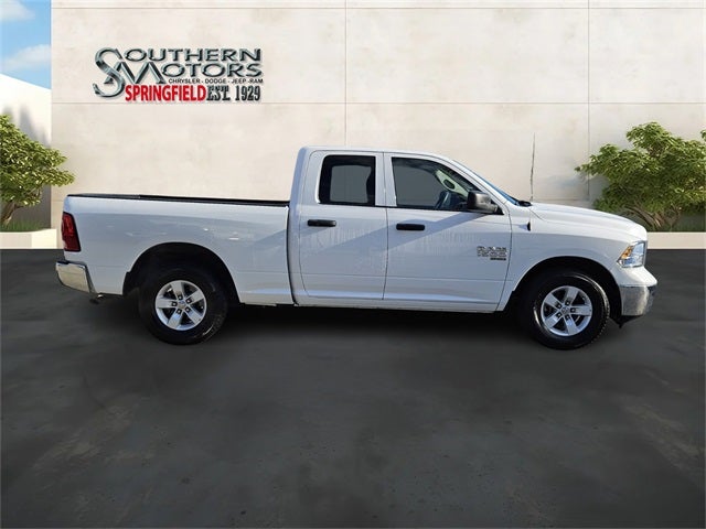 2024 RAM 1500 Classic SLT Quad Cab 4x2 6'4' Box