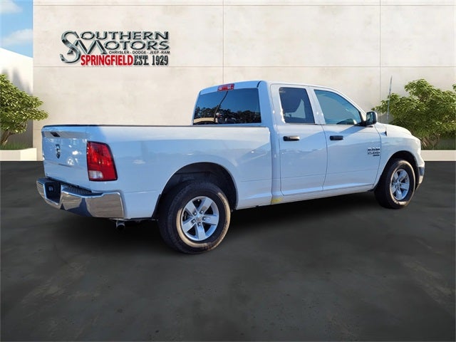 2024 RAM 1500 Classic SLT Quad Cab 4x2 6'4' Box