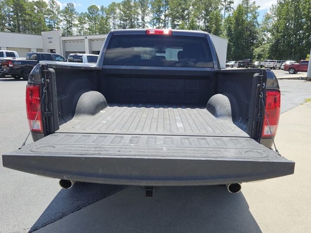 2024 RAM 1500 Classic Tradesman Crew Cab 4x4 5'7' Box