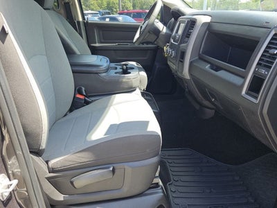 2024 RAM 1500 Classic Tradesman Crew Cab 4x4 5'7' Box