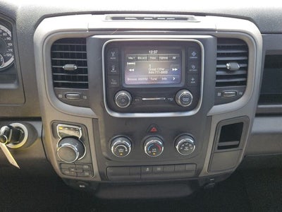 2024 RAM 1500 Classic Tradesman Crew Cab 4x4 5'7' Box