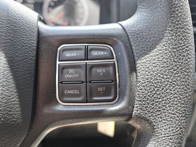 2024 RAM 1500 Classic Tradesman Crew Cab 4x4 5'7' Box