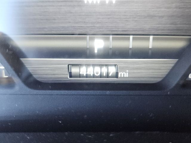 2025 RAM 1500 Laramie Crew Cab 4x4 5'7' Box