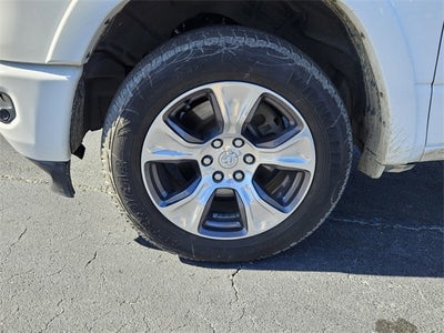 2022 RAM 1500 Laramie Crew Cab 4x4 5'7' Box