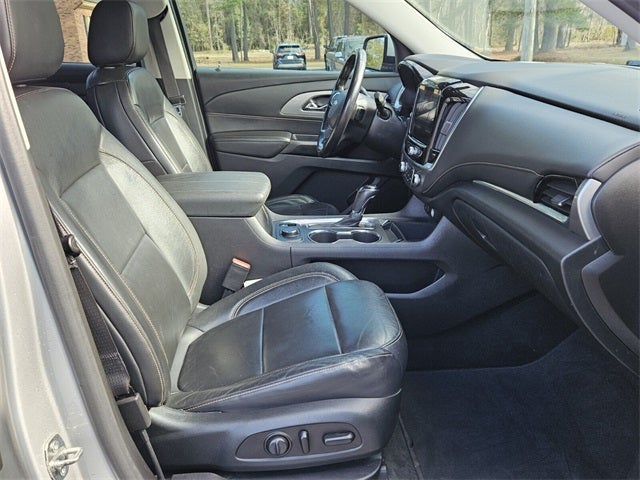 2020 Chevrolet Traverse FWD LT Leather