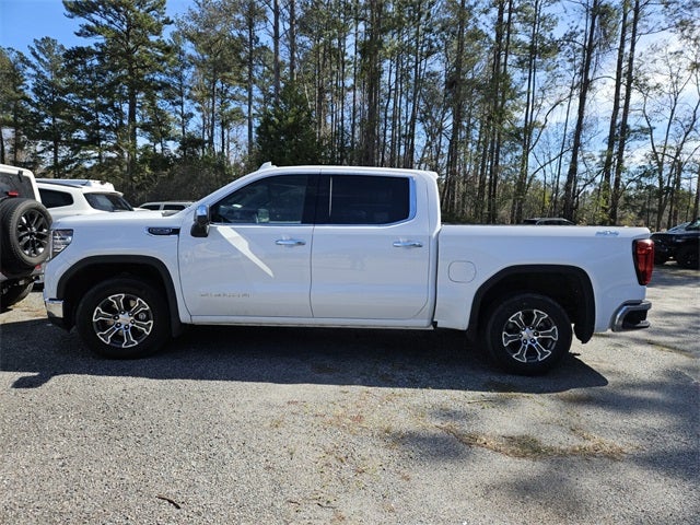 2025 GMC Sierra 1500 4WD Crew Cab Short Box SLT