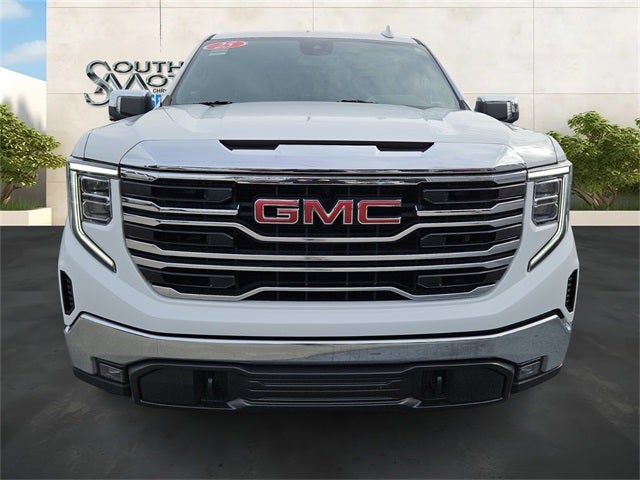 2025 GMC Sierra 1500 4WD Crew Cab Short Box SLT