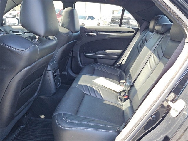 2023 Chrysler 300 300C