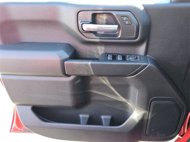 2025 Chevrolet Silverado 2500HD 4WD Crew Cab Standard Bed Custom