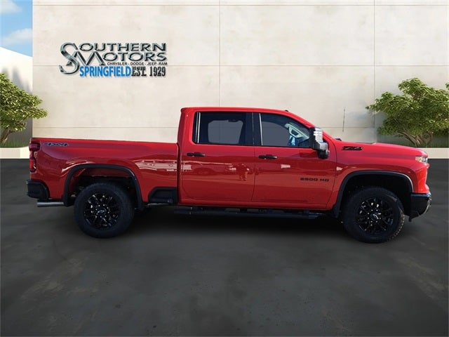 2025 Chevrolet Silverado 2500HD 4WD Crew Cab Standard Bed Custom