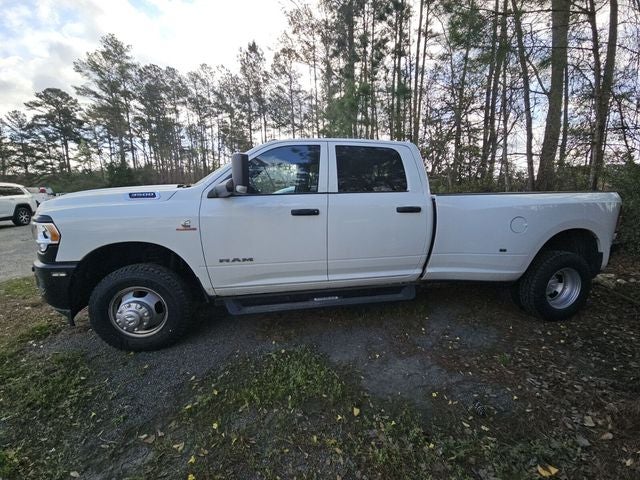 2022 RAM 3500 Tradesman Crew Cab 4x4 8' Box
