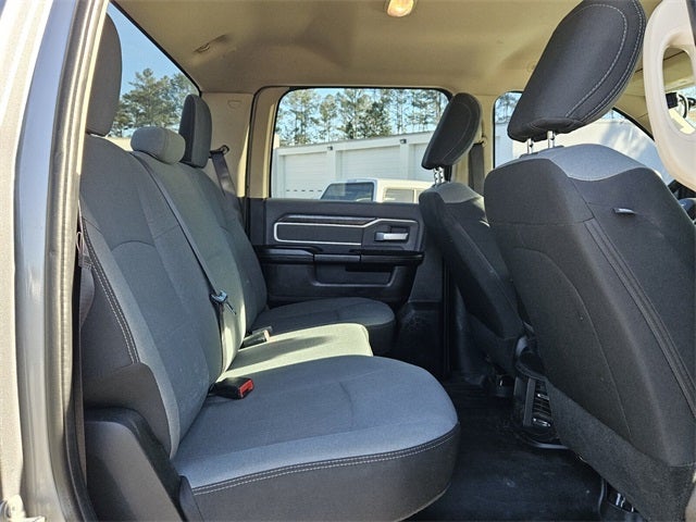 2020 RAM 2500 Big Horn Crew Cab 4X4 6'4' Box