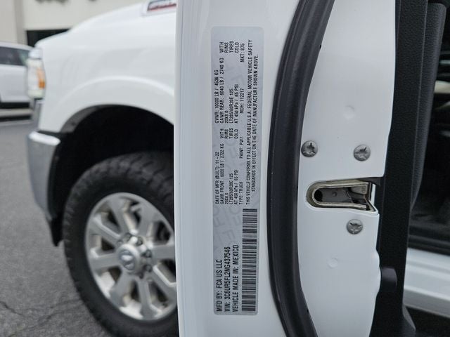 2022 RAM 2500 Laramie Crew Cab 4x4 6'4' Box