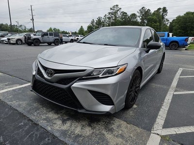 2019 Toyota Camry SE