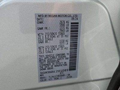 2025 Nissan Pathfinder Platinum FWD