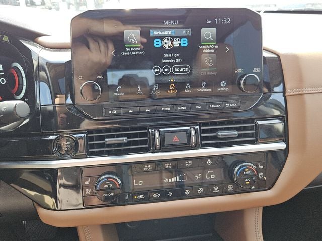 2025 Nissan Pathfinder Platinum FWD