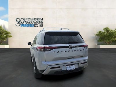 2025 Nissan Pathfinder Platinum FWD
