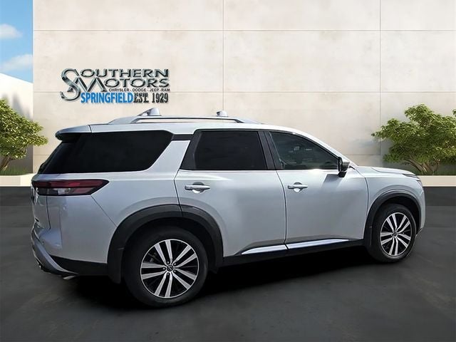 2025 Nissan Pathfinder Platinum FWD