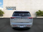 2025 Nissan Pathfinder Platinum FWD