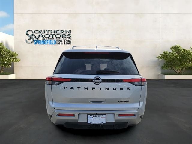 2025 Nissan Pathfinder Platinum FWD