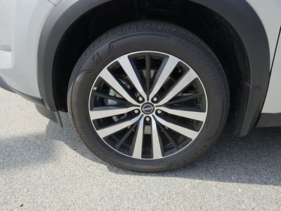 2025 Nissan Pathfinder Platinum FWD
