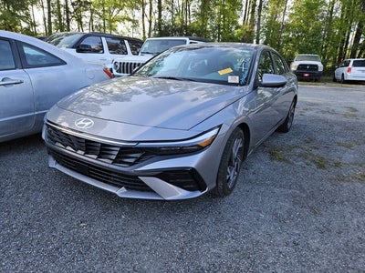 2025 Hyundai Elantra SEL Convenience