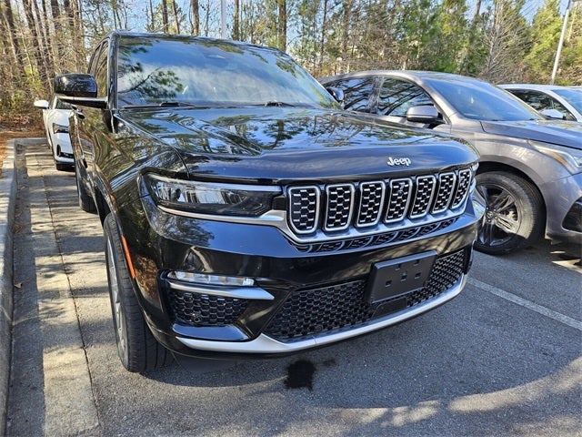 2022 Jeep Grand Cherokee Summit