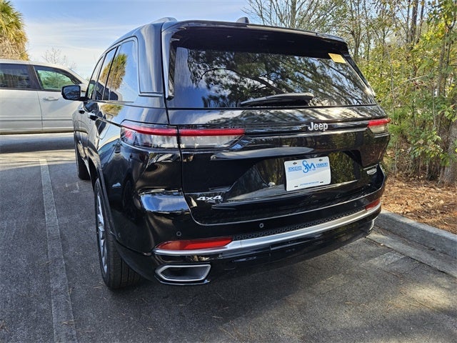 2022 Jeep Grand Cherokee Summit