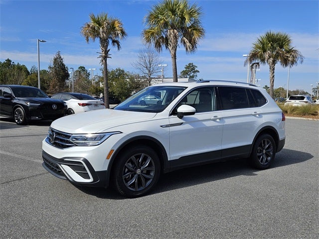 2023 Volkswagen Tiguan SE