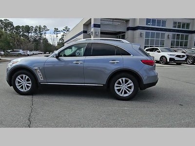 2017 INFINITI QX70 Base