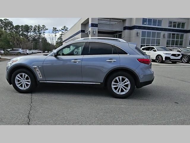 2017 INFINITI QX70 Base