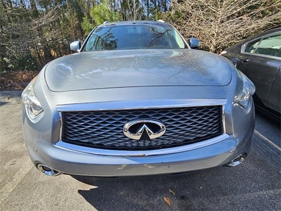 2017 INFINITI QX70 Base