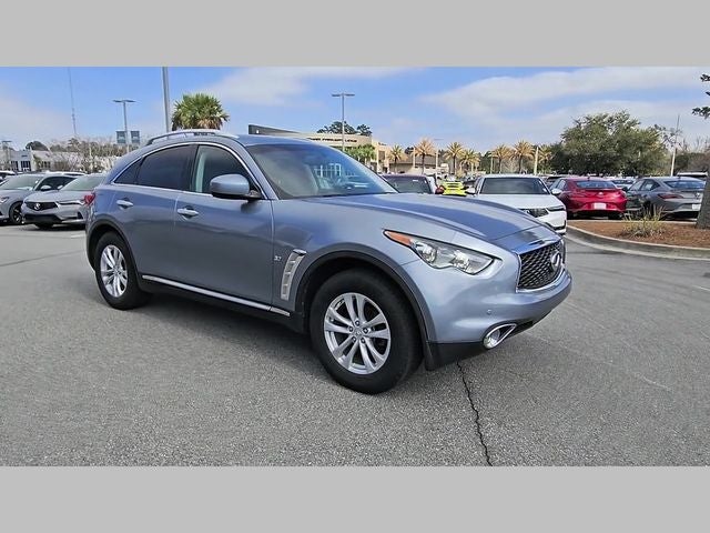 2017 INFINITI QX70 Base