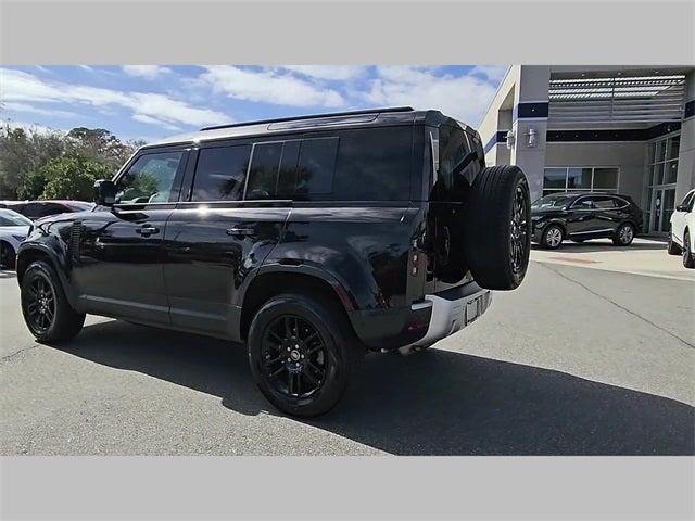 2025 Land Rover Defender 110 S