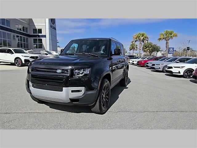 2025 Land Rover Defender 110 S