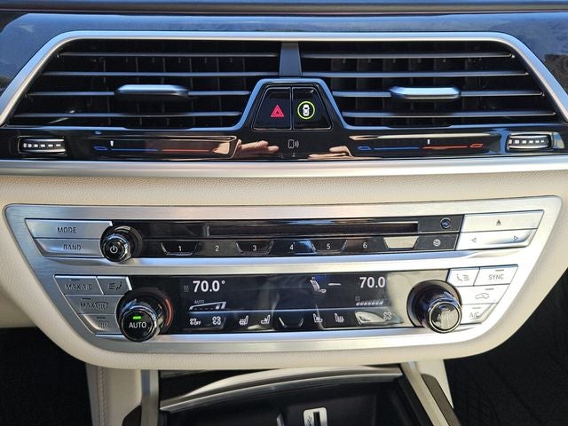 2017 BMW 7 Series 740i