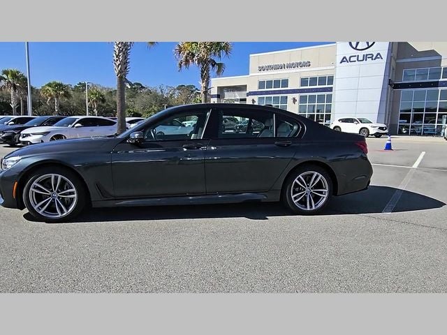 2017 BMW 7 Series 740i