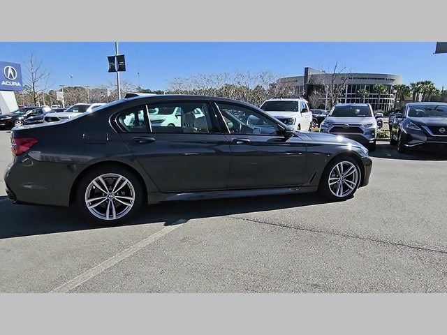 2017 BMW 7 Series 740i