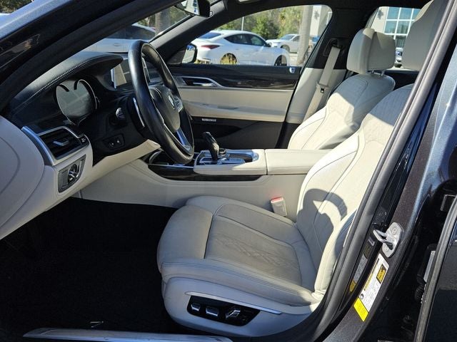 2017 BMW 7 Series 740i