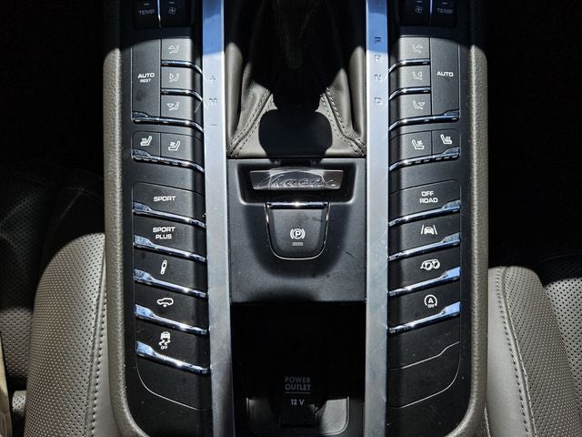 2017 Porsche Macan GTS