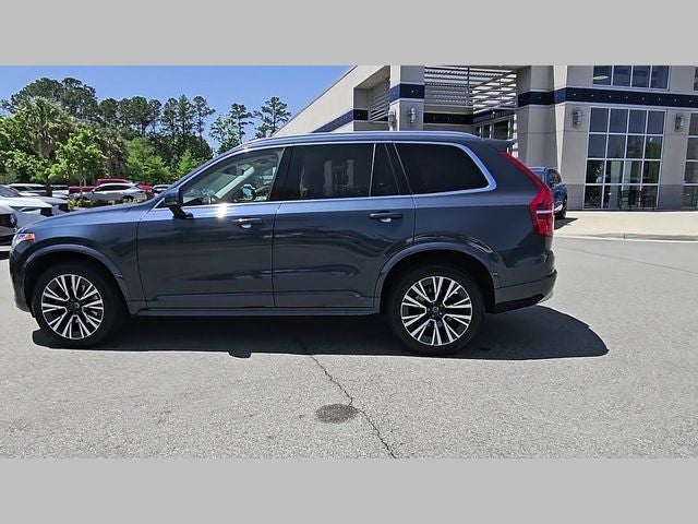 2022 Volvo XC90 T5 Momentum