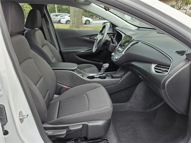 2024 Chevrolet Malibu LS 1FL