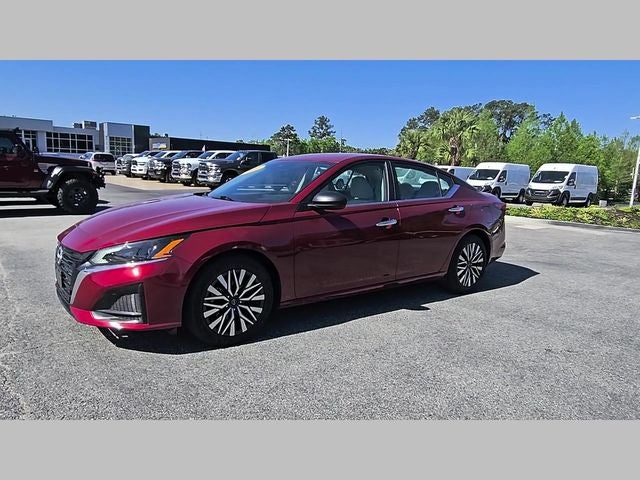 2025 Nissan Altima 2.5 SV