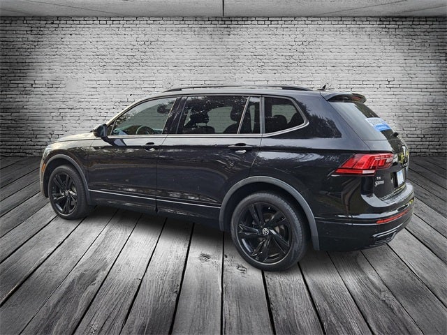 2023 Volkswagen Tiguan 2.0T SE R-Line Black