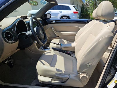 2013 Volkswagen Beetle Convertible 2.0 TSi