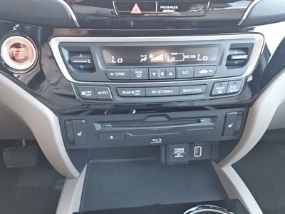 2020 Honda Pilot Touring 8 Passenger